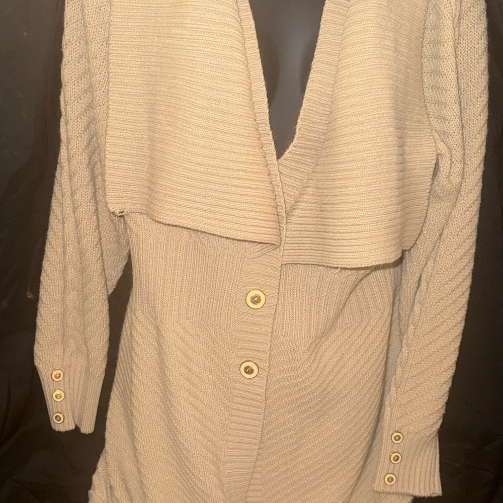 Antthony Cream Cardigan Sweater with Ribbed Texture